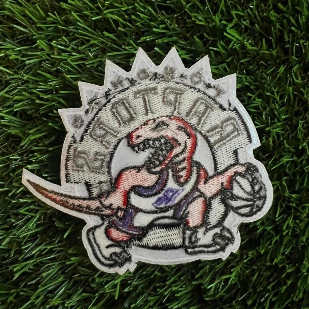 Toronto Raptors NBA embroidered patch - Picture 3 of 3